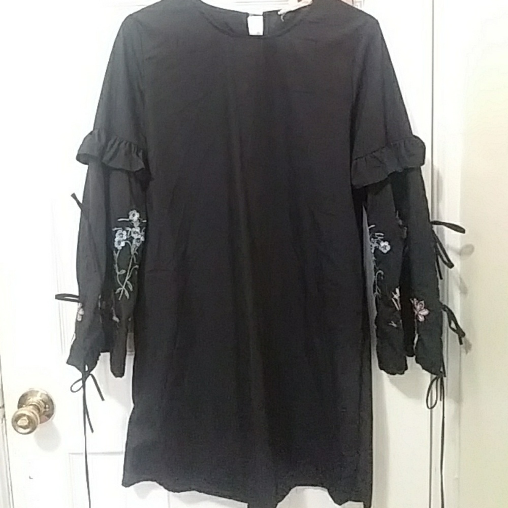 Embroidered baby doll dress